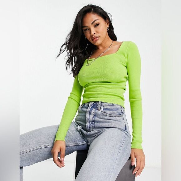 ASOS DESIGN sweater with cut out ruched back detail in lime green Size 4 - Picture 9 of 10